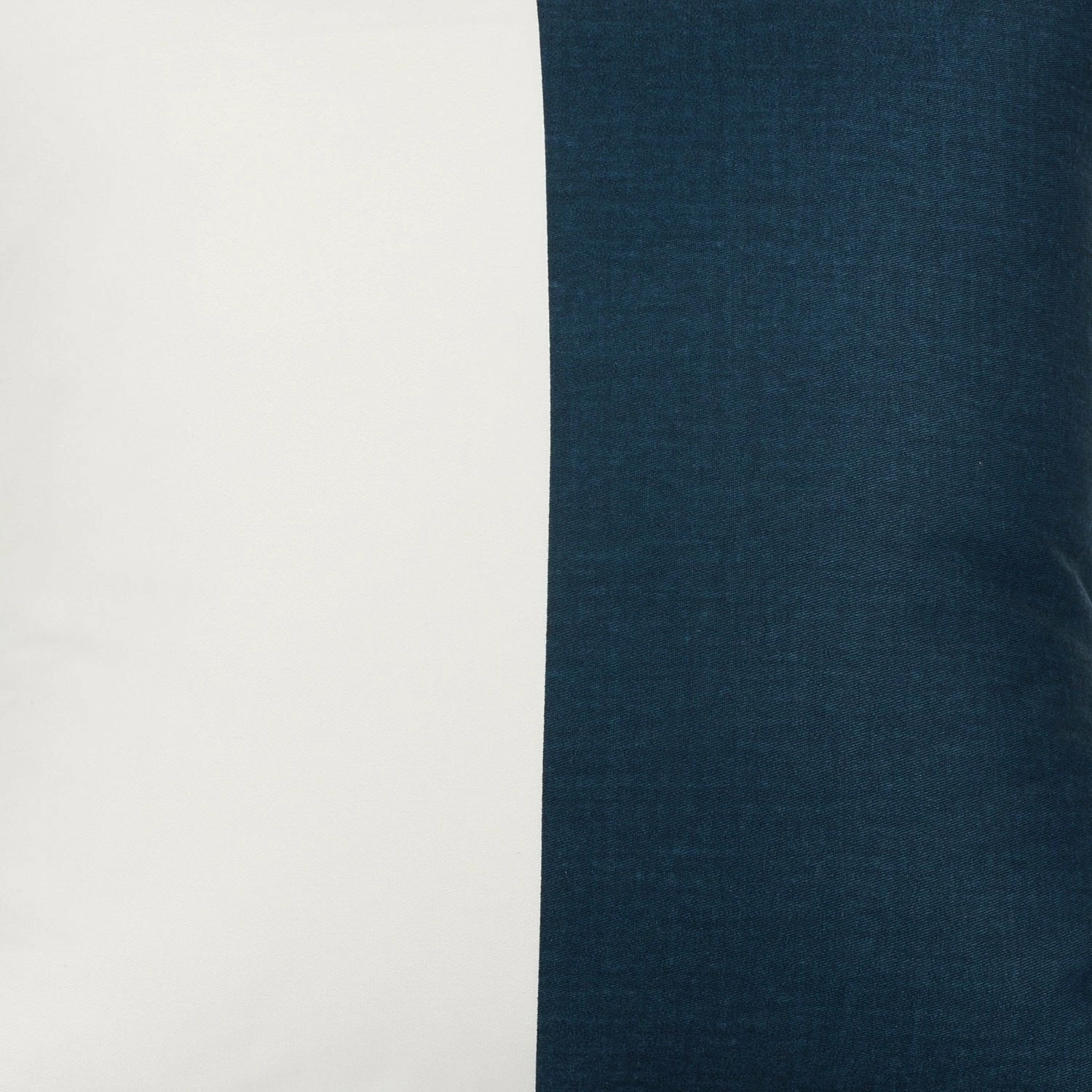 Wholesale 🥰 Exclusive Fabrics Horizontal Stripe Cotton Cushion Cover (Set Of 2) Black 🎉 9 Wholesale 🥰 Exclusive Fabrics Horizontal Stripe Cotton Cushion Cover (Set Of 2) Black 🎉 - Image 8