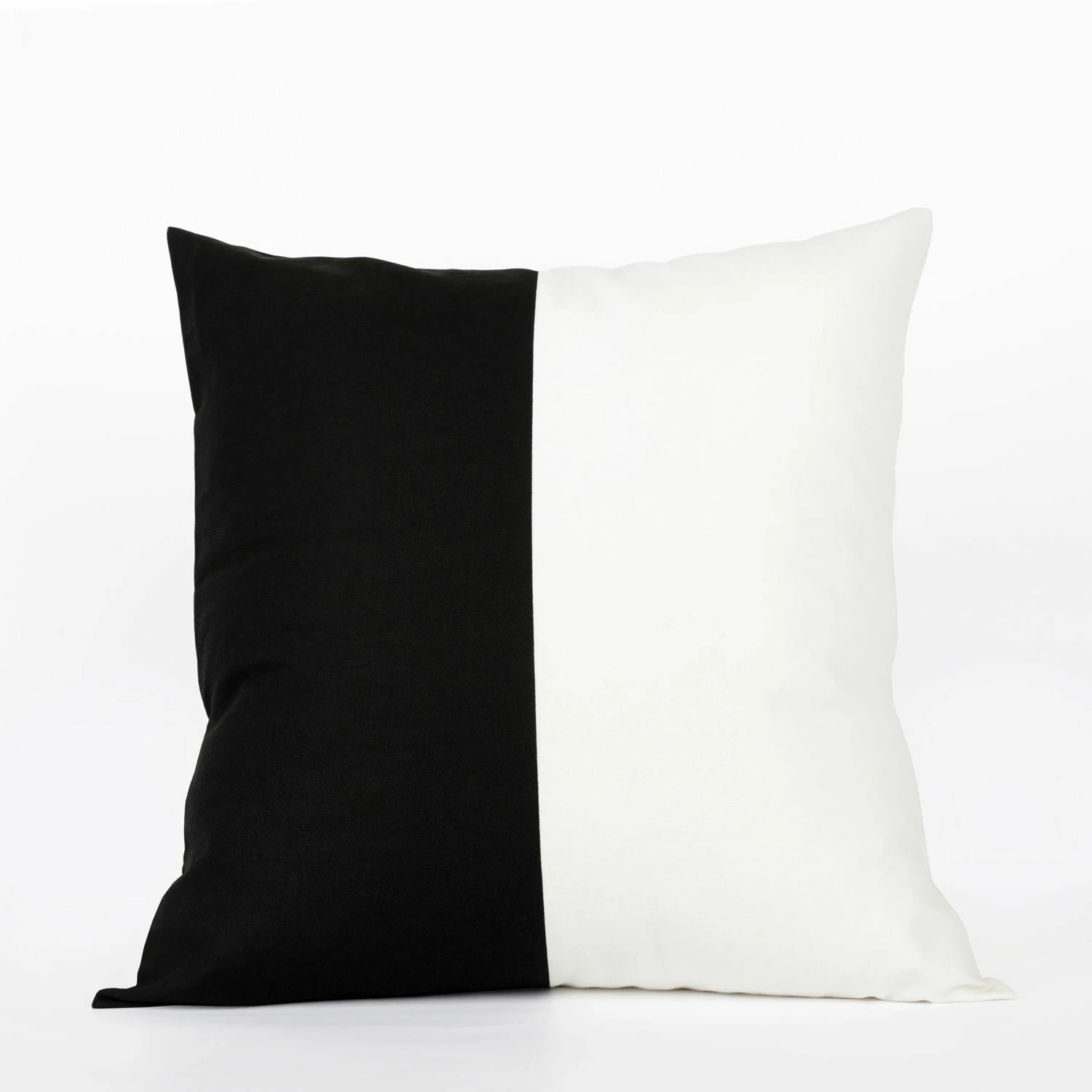 Wholesale 🥰 Exclusive Fabrics Horizontal Stripe Cotton Cushion Cover (Set Of 2) Black 🎉 4 Wholesale 🥰 Exclusive Fabrics Horizontal Stripe Cotton Cushion Cover (Set Of 2) Black 🎉 - Image 3