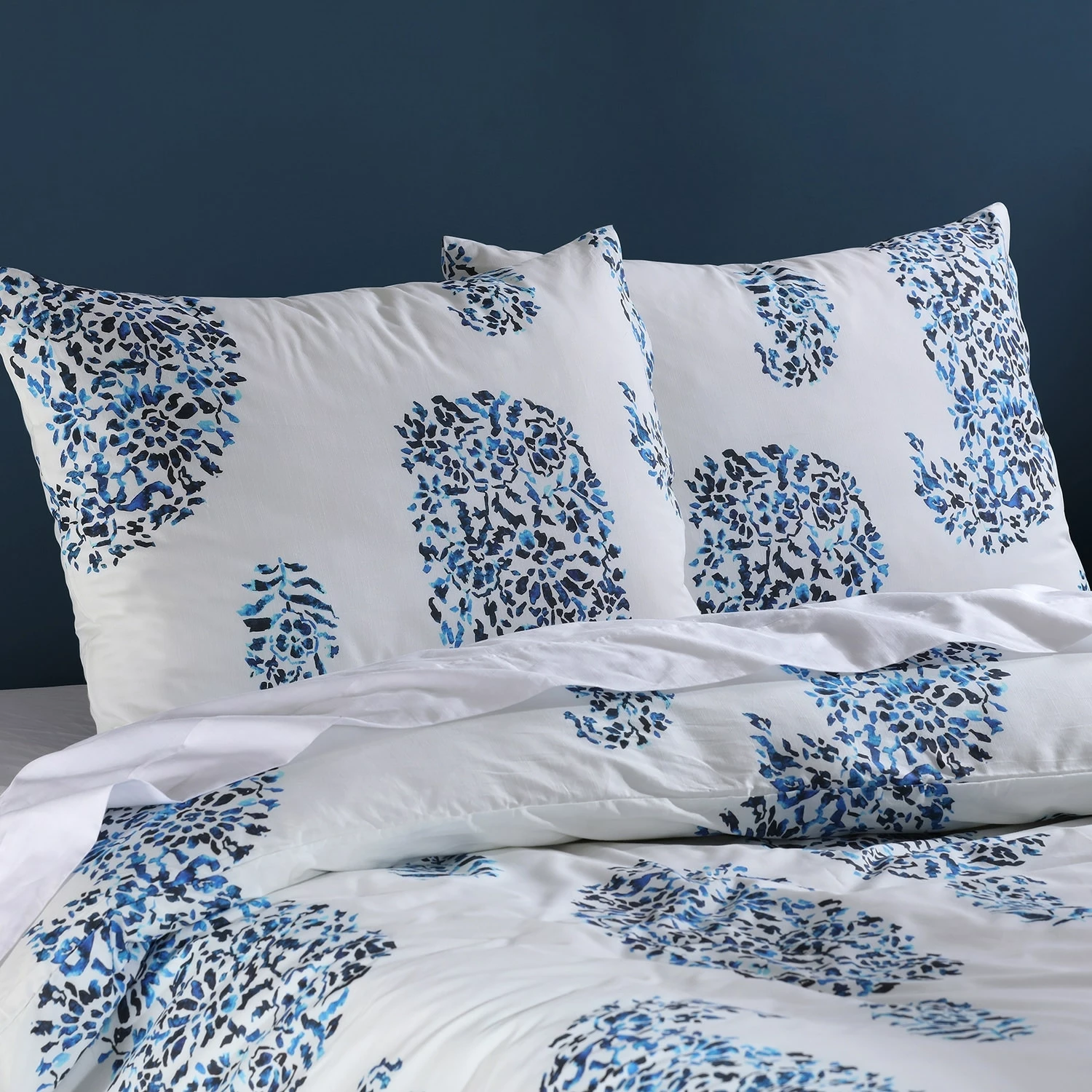 Outlet 🎁 Exclusive Fabrics Paisley Park Blue Cotton Percale Printed Duvet Cover Set 🎁 4 Outlet 🎁 Exclusive Fabrics Paisley Park Blue Cotton Percale Printed Duvet Cover Set 🎁 - Image 2
