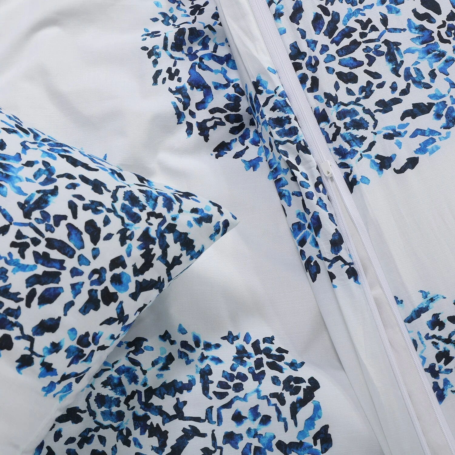 Outlet 🎁 Exclusive Fabrics Paisley Park Blue Cotton Percale Printed Duvet Cover Set 🎁 6 Outlet 🎁 Exclusive Fabrics Paisley Park Blue Cotton Percale Printed Duvet Cover Set 🎁 - Image 4