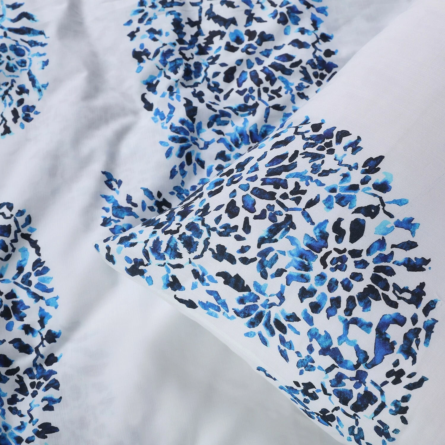 Outlet 🎁 Exclusive Fabrics Paisley Park Blue Cotton Percale Printed Duvet Cover Set 🎁 8 Outlet 🎁 Exclusive Fabrics Paisley Park Blue Cotton Percale Printed Duvet Cover Set 🎁 - Image 6