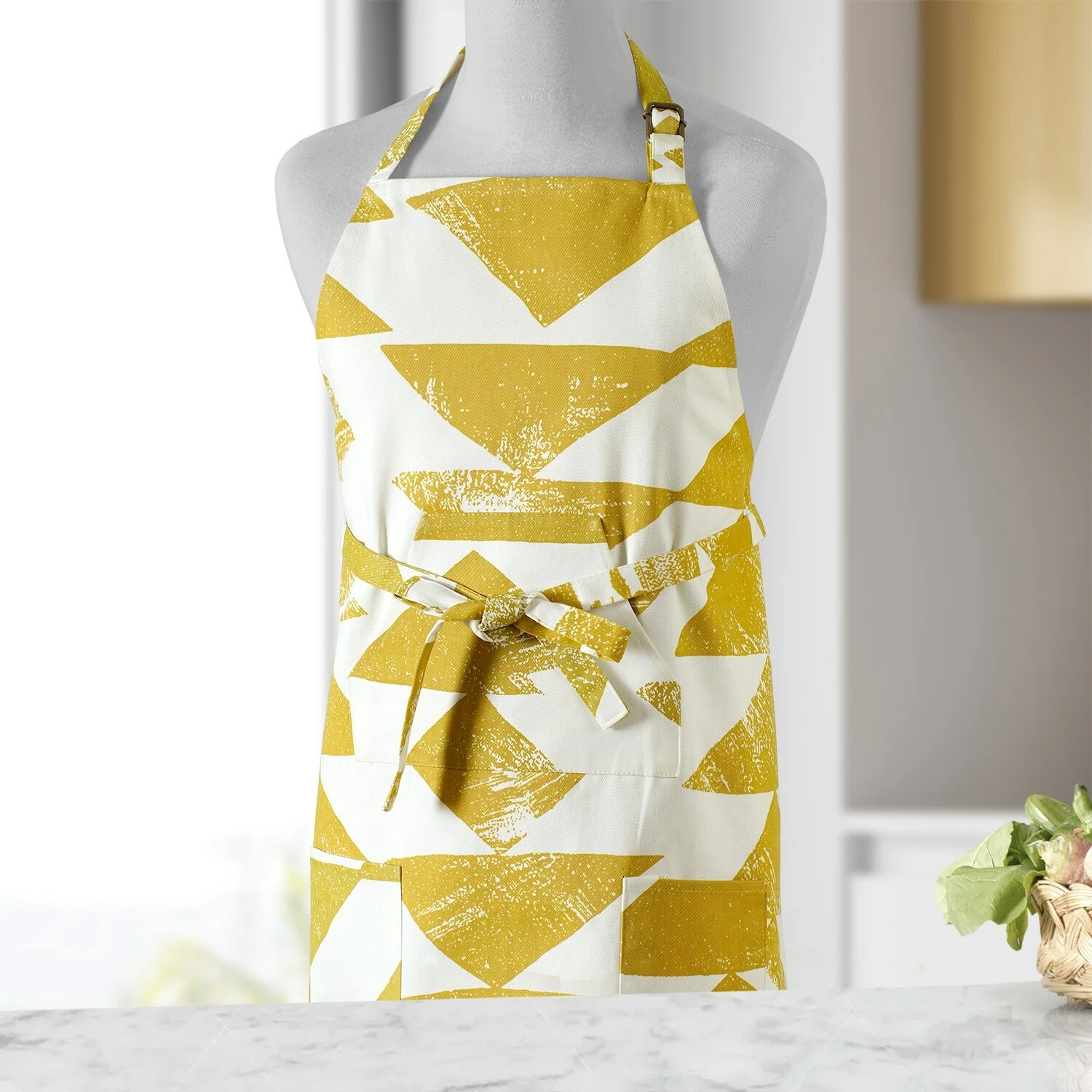 Hot Sale 👏 Exclusive Fabrics Triad Printed Cotton Apron - 27 X 34 👏 4 Hot Sale 👏 Exclusive Fabrics Triad Printed Cotton Apron - 27 X 34 👏 - Image 2